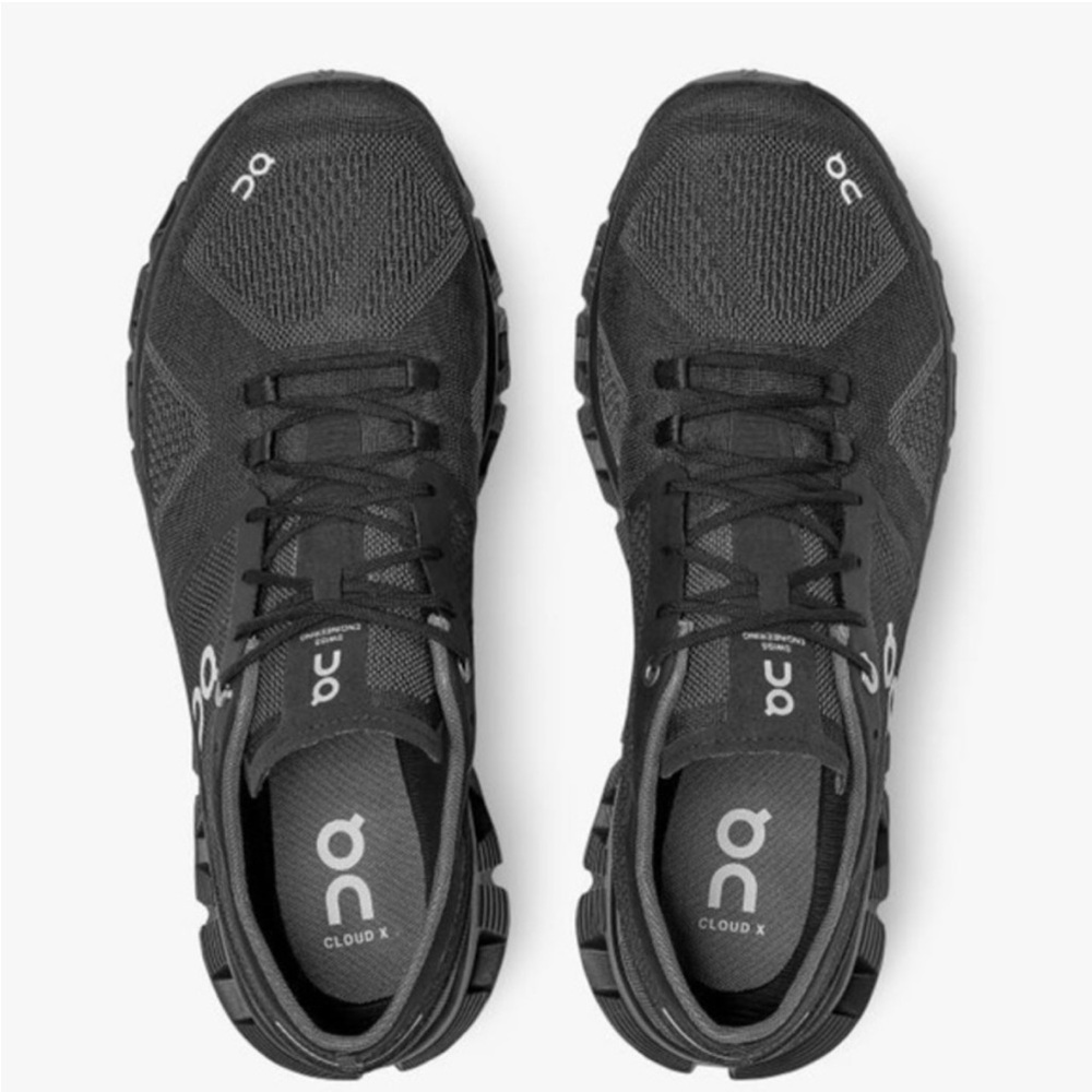 On Running Cloud X Sneakers - Picture 4 of 12